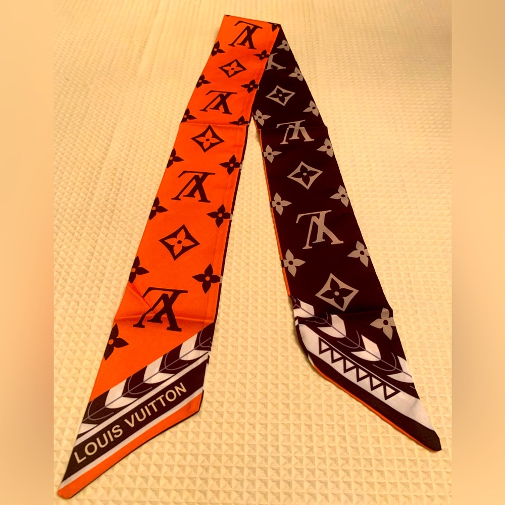 Double side silk twill scarf, brand new no tag